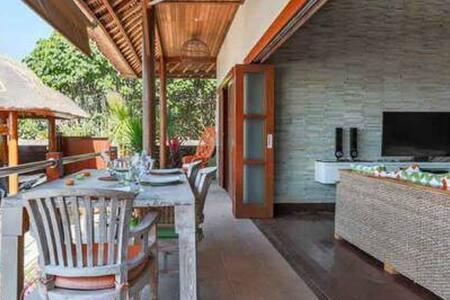Villa Agung Lembongan Zewnętrze zdjęcie